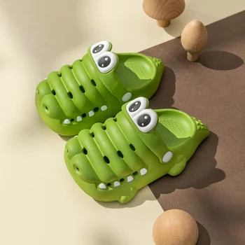 Детски чехли и летни сладки сандали с изображение на крокодил от картун за момичета и момчета с дупки за новородено, обувки подметка, устойчива на плъзгане градински обувки