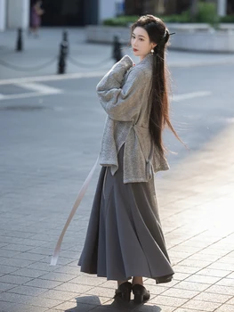 Есенно-зимно палто Hanfu с цветове, с дълъг ръкав за жени, ежедневни облекла с свитером и парцалива пола, с оригинален дизайн в китайски стил