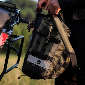 Задната странична чанта за мотоциклет Rhinowalk, 20Л, универсална странична чанта с подвижна водоустойчива вътрешна многофункционален задната чанта (армейски зелен)