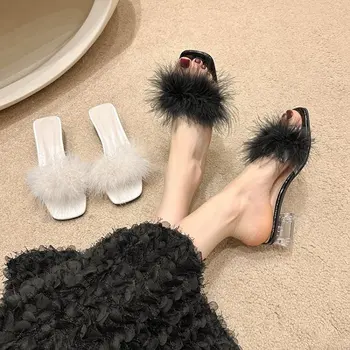 Нови летни пухкави пикантен дамски обувки на висок ток с отворени пръсти и меховыми пера, модни дамски слипоны 2023 Ytmtloy, домашни чехли за помещения